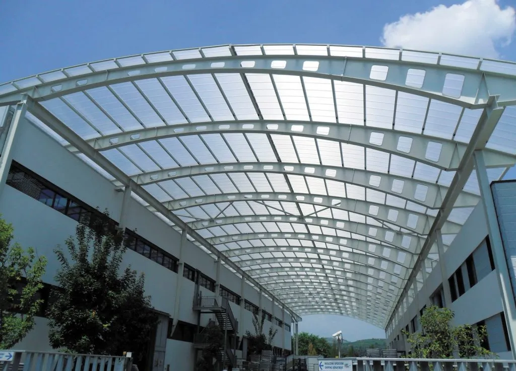 Giải pháp mái che lấy sáng và cách nhiệt cho nhà xưởng