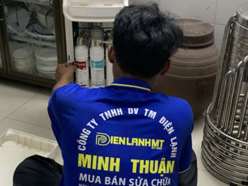 Những dấu hiệu cảnh báo máy lọc nước cần được kiểm tra
